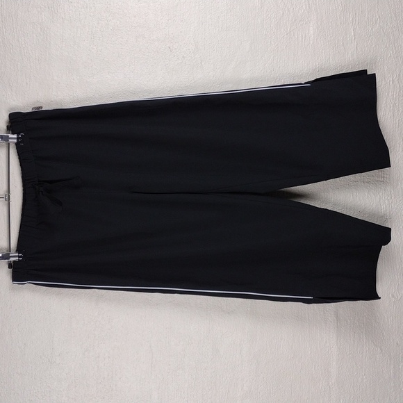 Reebok Black Mid Rise Drawstring Elastic Waist Pull On Active Wear Capri Pants - Picture 12 of 12